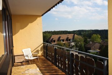 Kleine Wohnung mit grossem Balkon, 75378 Bad Liebenzell, Etagenwohnung