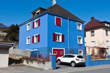 Wohnen im Blauen Haus in Eutingen, 75181 Pforzheim, Maisonettewohnung